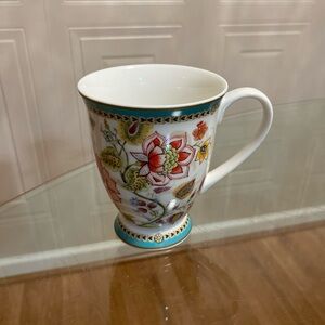 KENT POTTERY FOOTED COFFEE MUG - Roses - ROSA GALLICA OFFICINALIS